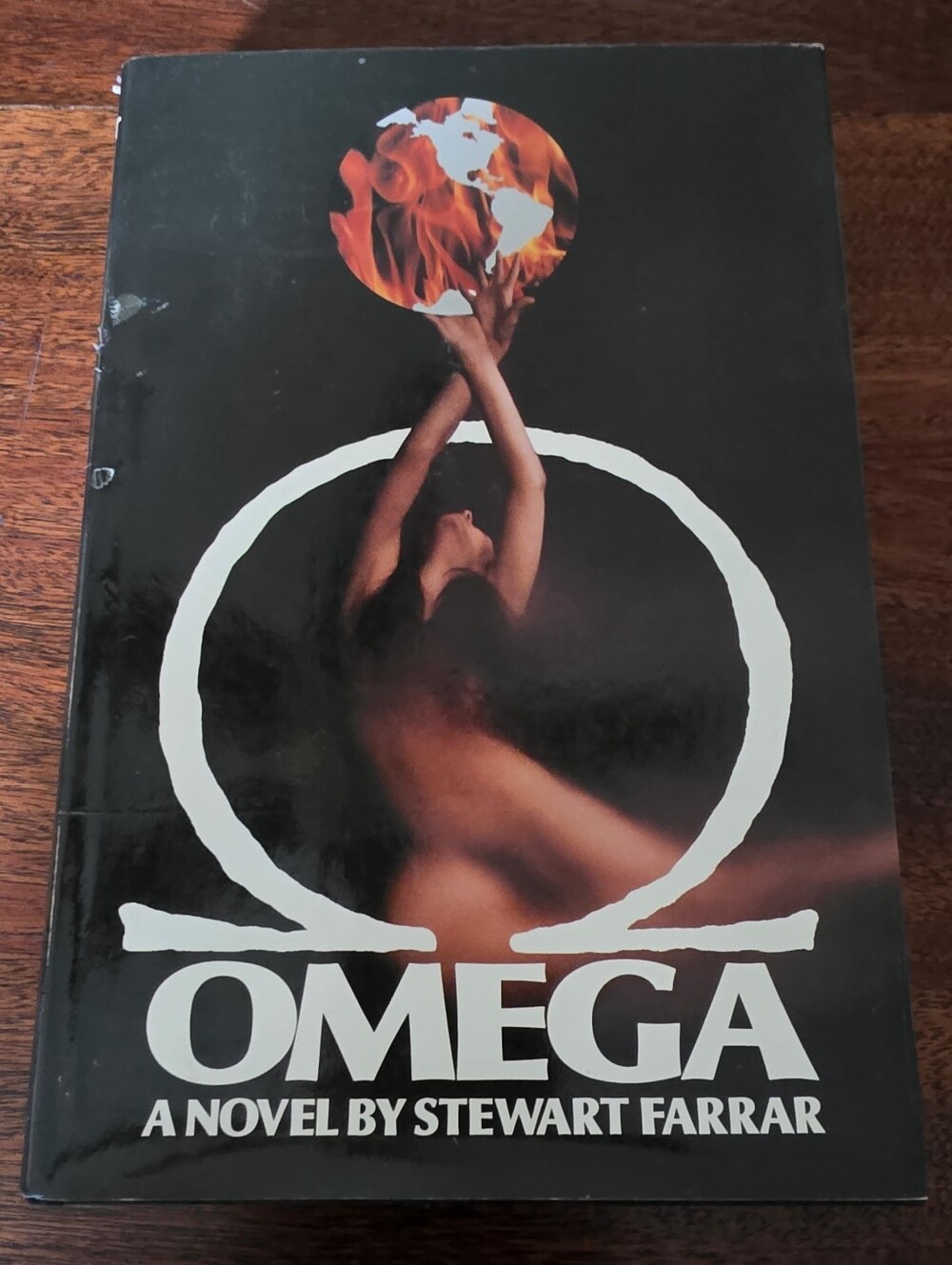 OMEGA BY STEWART FARRAR 1980 TIMES BOOKS 1ST EDITION HCDJ